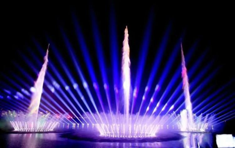 1. svibnja Longhu glazbena fontana Long Xiu izvedba